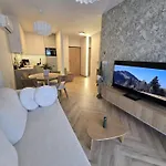 Laguna Beskidow - Oliwkowy Apartman *